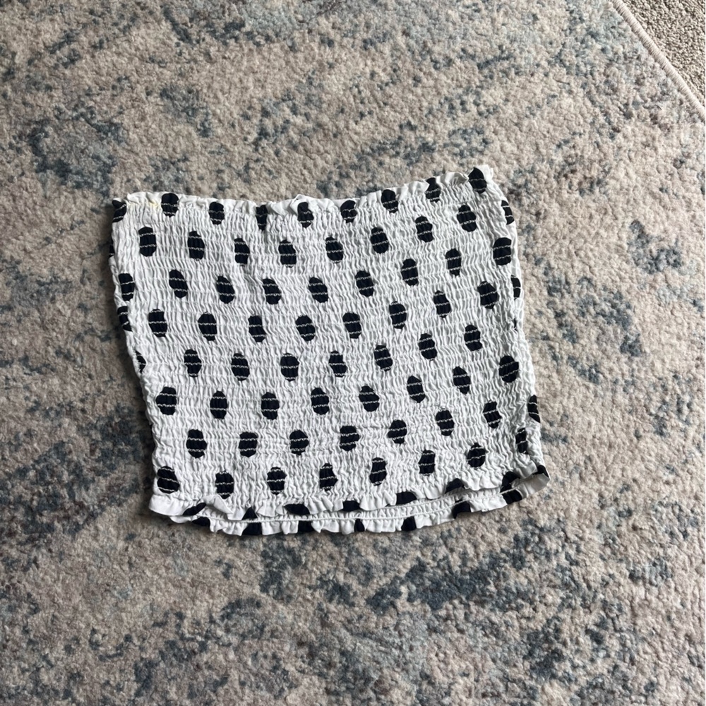 Audrey 3+1 Black and White Smocked Top